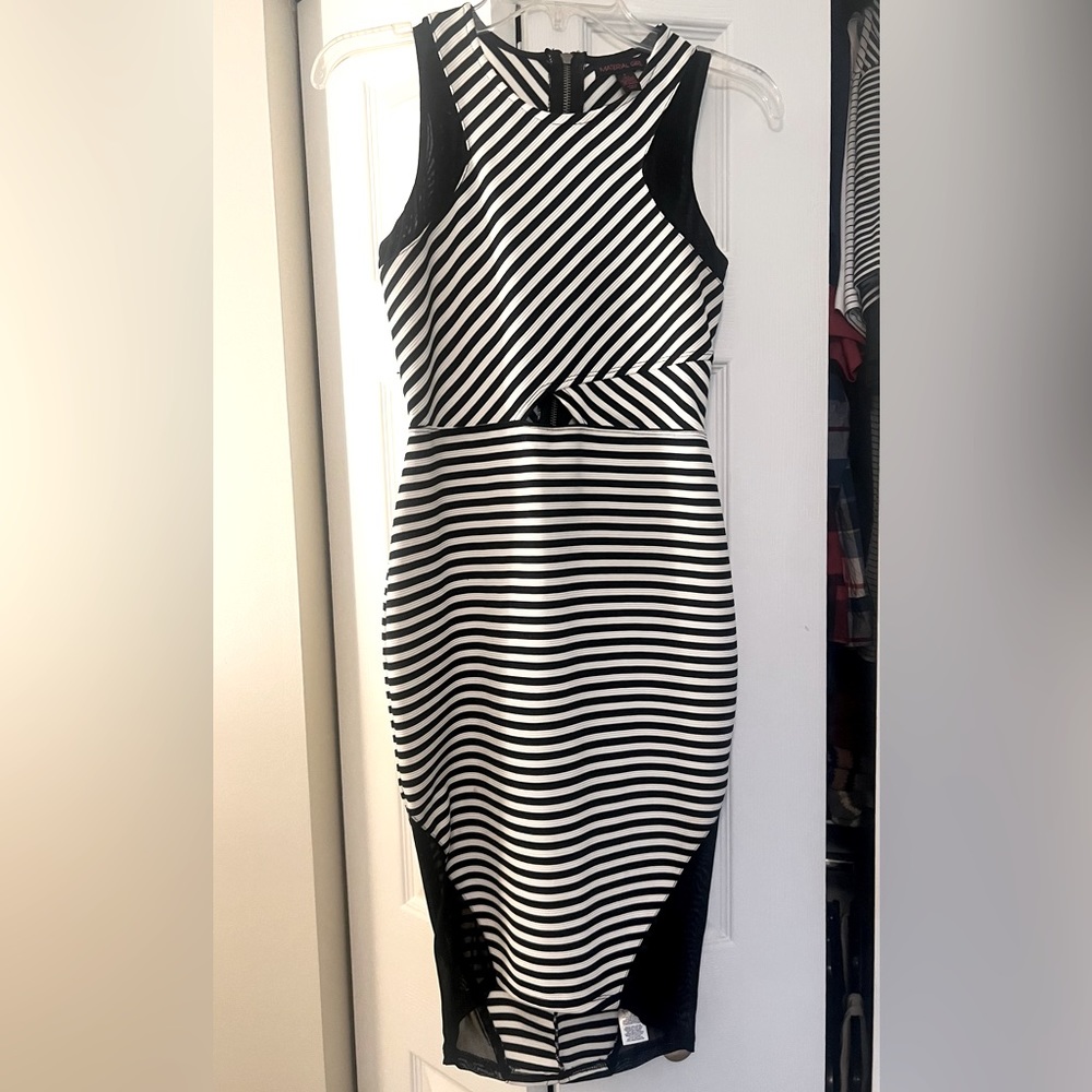 MATERIAL GIRL B&W STRIPPED DRESS SIZE SMALL